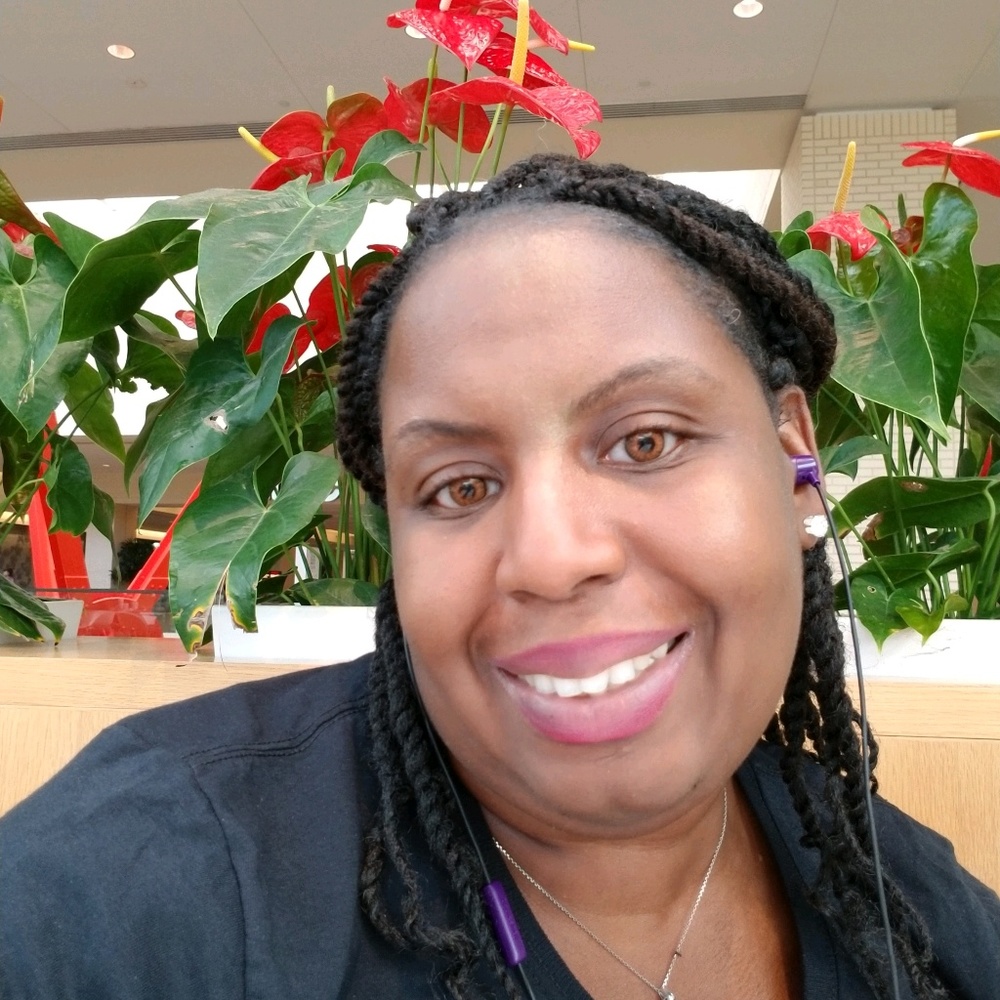 Meet your Posher, Tonya